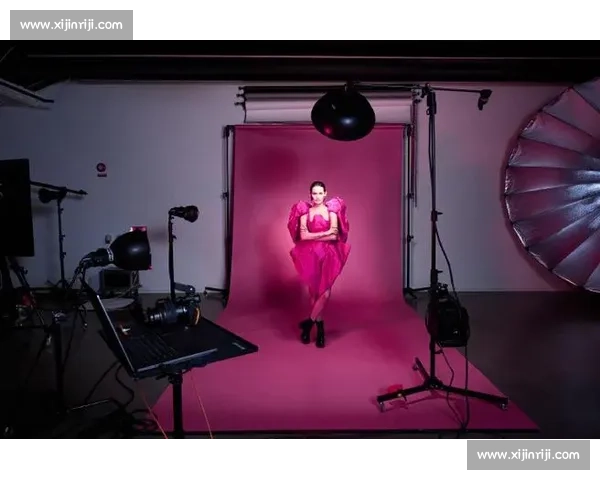 换罩罩比赛:揭秘时尚潮流中的创意挑战与文化碰撞 换罩罩比赛:揭秘时尚潮流中的创意挑战与文化碰撞